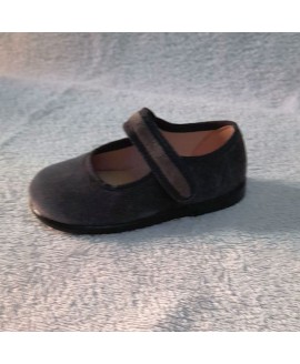 Туфлі для дівчинки сірі