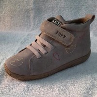 Черевикидля хлопчика сірі з вишитим малюнком