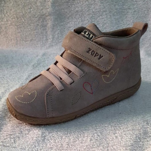 Черевикидля хлопчика сірі з вишитим малюнком