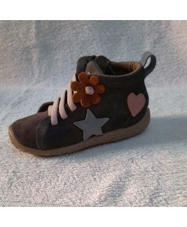 Черевикидля хлопчика сірі з аплікацією