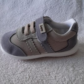 Кросівки для хлопчика сірі