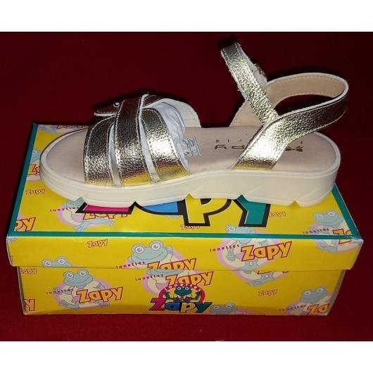 Босоніжки для дівчинки золотисті